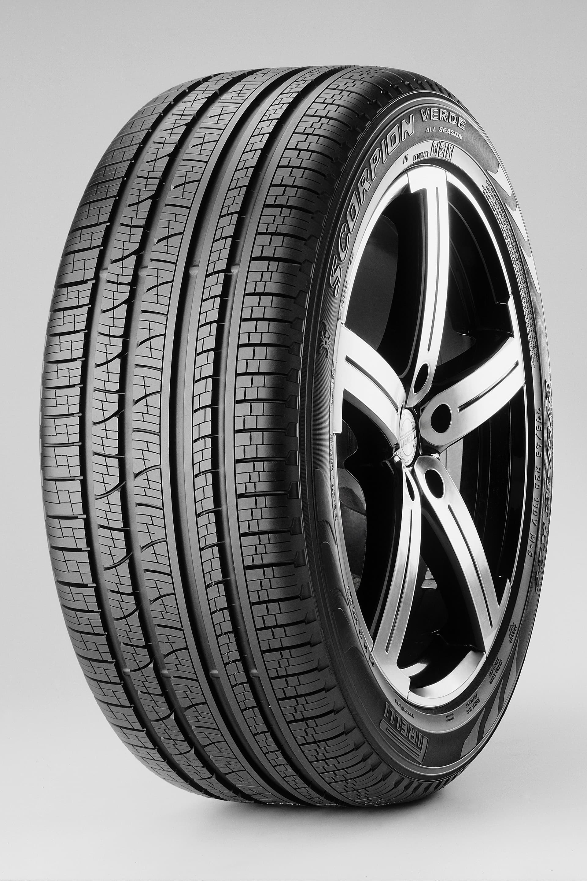 PIRELLI SCORPVERAS 285/50 R20